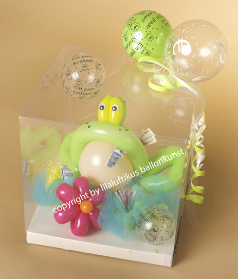 zum Geburtstag ein paar Kröten in einer Geschenkbox mit Ballongeschenk verschenken.